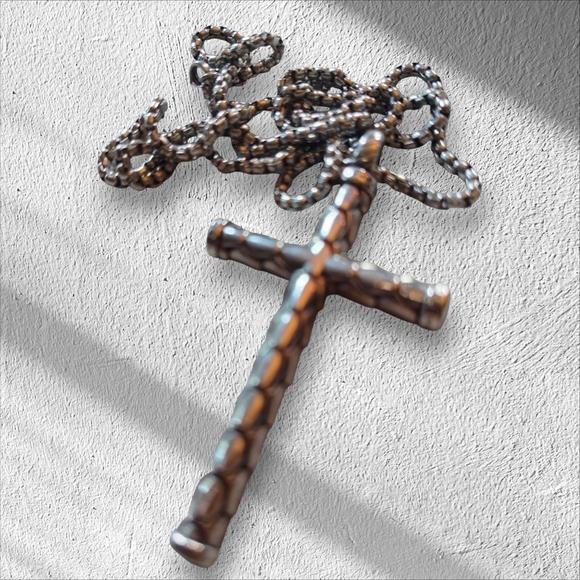 Elegant Bronze Cross Necklace - Picture 4 of 5